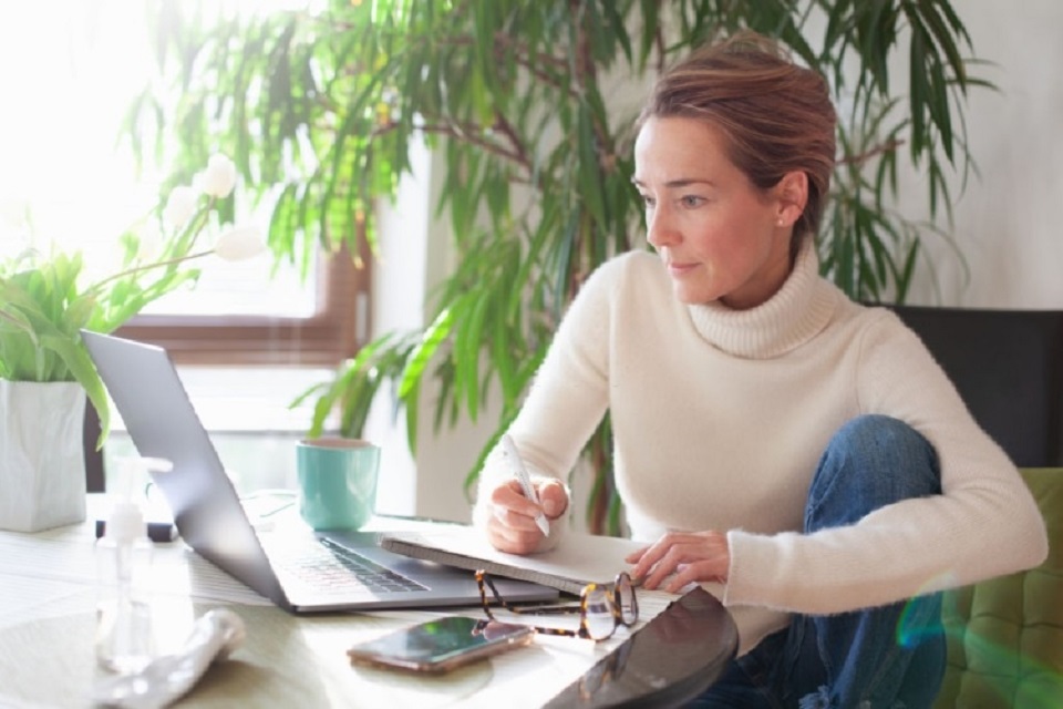 selecting good persuasive speech topics for essay total top 10 argumentative essay topics